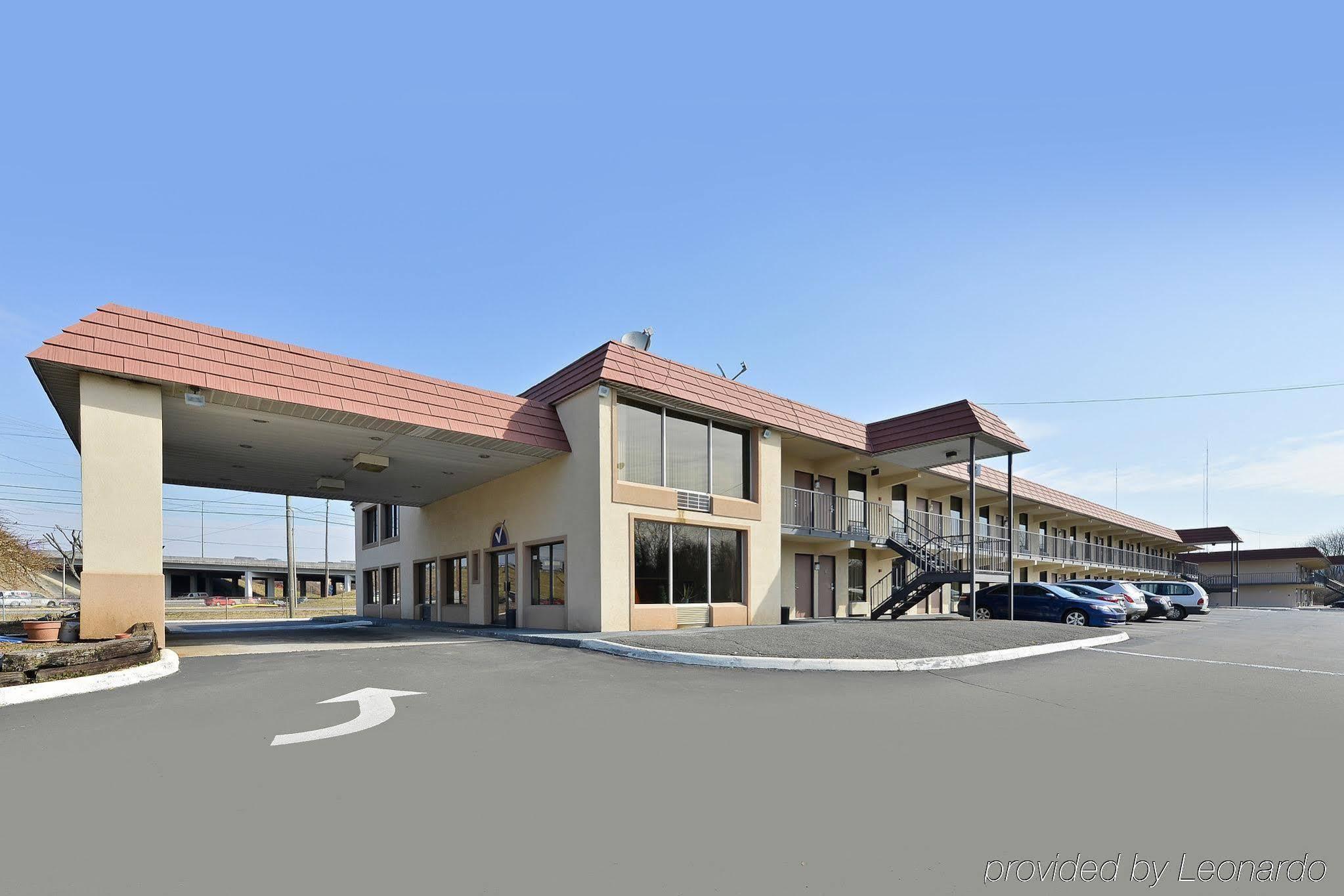 Americas Best Value Inn And Suites Knoxville Buitenkant foto