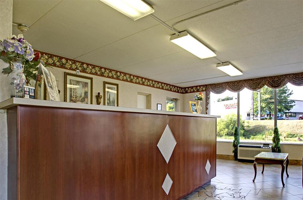 Americas Best Value Inn And Suites Knoxville Interieur foto