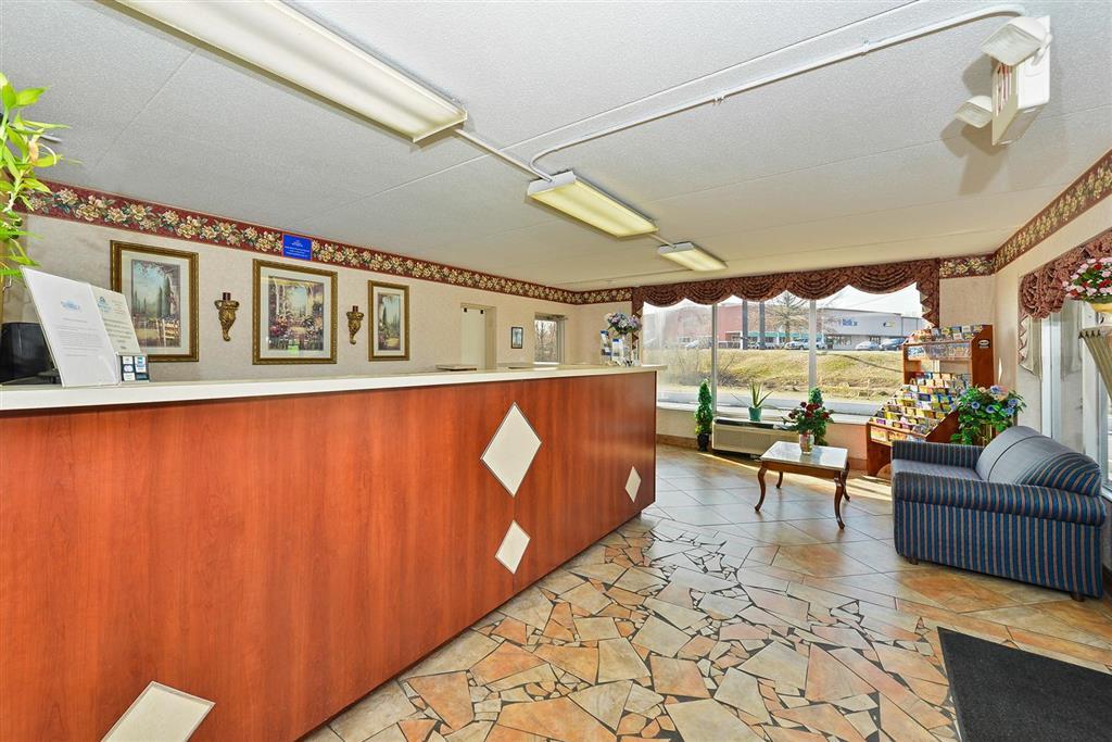 Americas Best Value Inn And Suites Knoxville Interieur foto