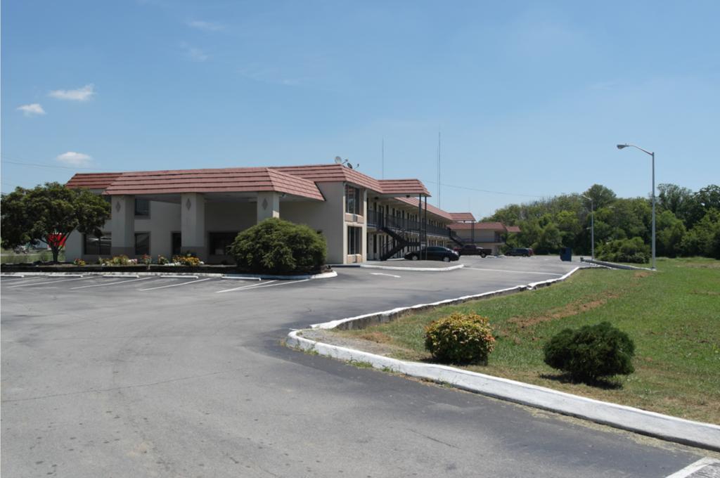 Americas Best Value Inn And Suites Knoxville Buitenkant foto